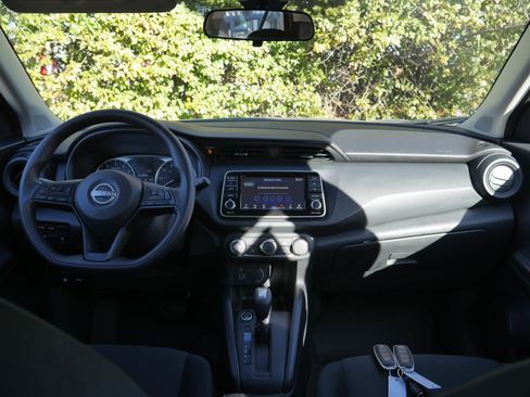Certified 2024 Nissan Kicks S image 8