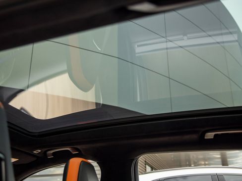 Used 2025 BMW M5 Touring image 25