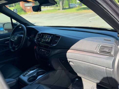 Used 2021 Honda Passport EX-L image 16