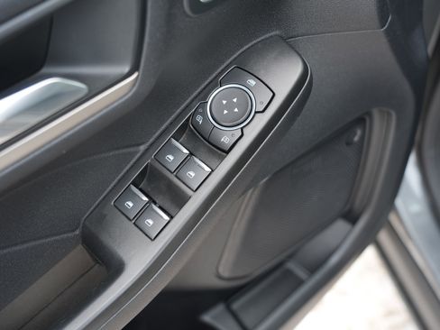 Used 2022 Ford Escape SEL w/ Technology Package image 16