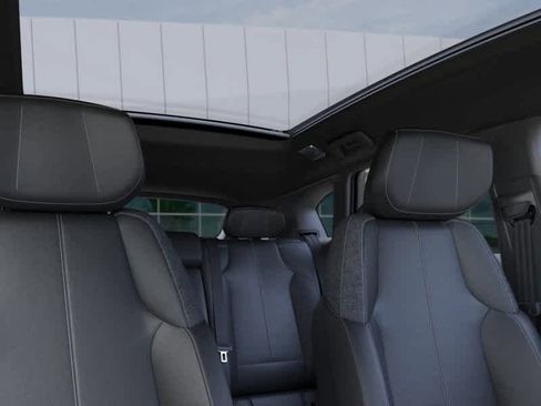 New 2025 Cadillac Optiq Sport 1 image 39