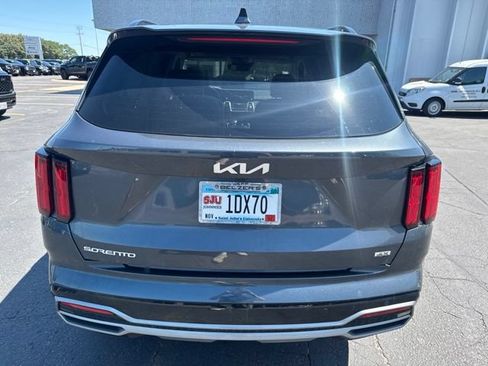 Used 2023 Kia Sorento SX AWD/4WD image 8