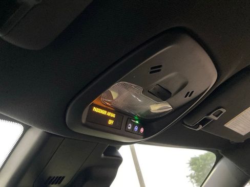 Used 2025 Chevrolet Trax RS w/ Driver Confidence Package image 25