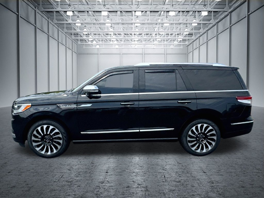 Used 2022 Lincoln Navigator Black Label AWD/4WD image 4
