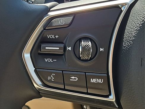 New 2026 Acura MDX FWD image 22
