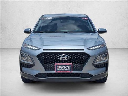 Used 2019 Hyundai Kona SE FWD image 2