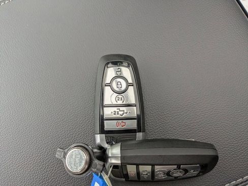 New 2026 Ford F250 Lariat w/ Lariat Ultimate Package image 31