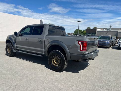Used 2018 Ford F150 Raptor w/ Equipment Group 802A Luxury AWD/4WD image 3