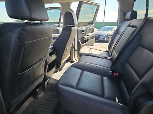 Used 2018 GMC Sierra 1500 SLT w/ All Terrain Package AWD/4WD image 10