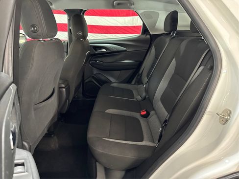 Used 2023 Chevrolet TrailBlazer LS AWD/4WD image 10