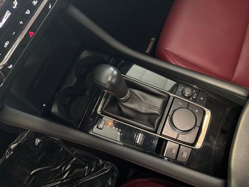 Used 2025 MAZDA MAZDA3 s image 40