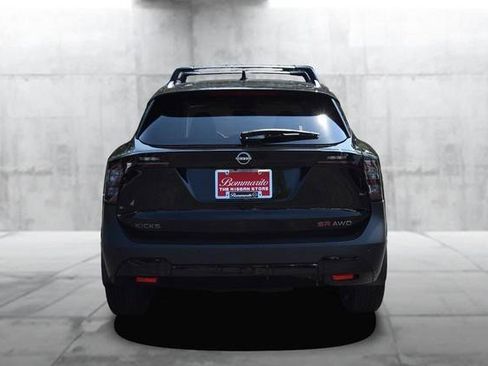 New 2025 Nissan Kicks SR image 6