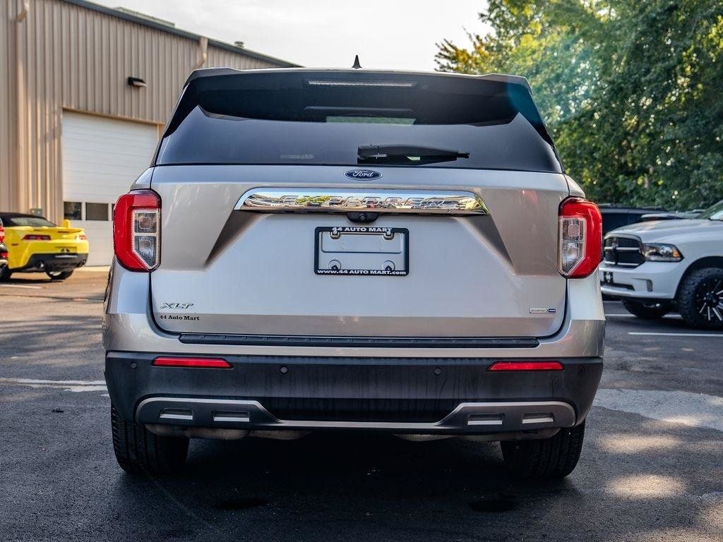 Used 2020 Ford Explorer XLT w/ Equipment Group 202A AWD/4WD image 7
