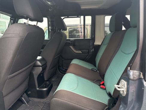 Used 2017 Jeep Wrangler Unlimited Sport w/ Quick Order Package 24S image 12