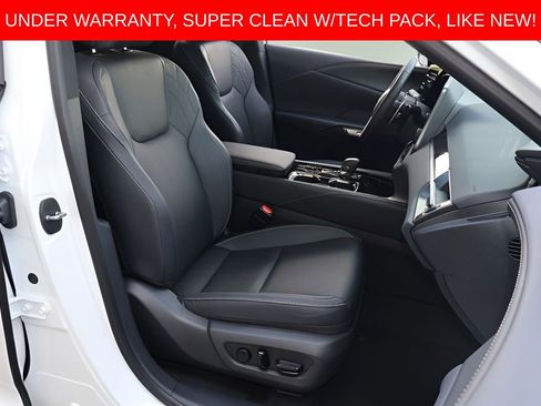 Used 2024 Lexus RX 350 FWD w/ Technology Package image 17