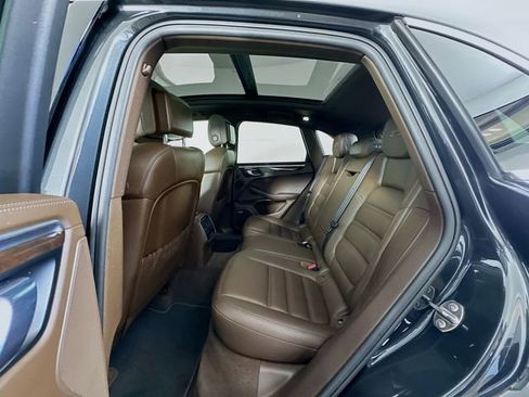 Used 2018 Porsche Macan GTS image 26