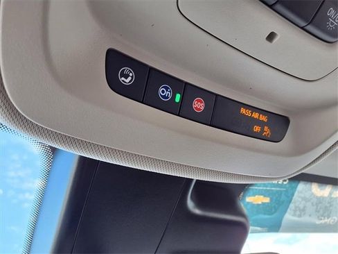 Used 2023 Buick Envision Avenir image 23