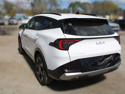 New 2026 Kia Sportage SX FWD image 12