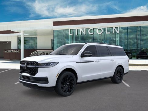 New 2026 Lincoln Navigator L Reserve w/ Jet Appearance Package image 1