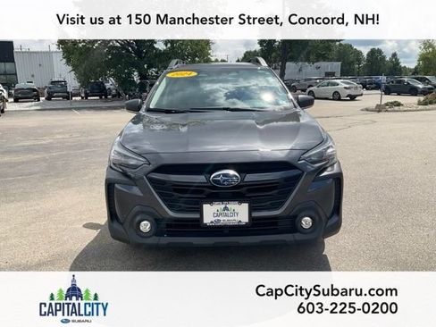 Used 2024 Subaru Outback AWD/4WD image 2