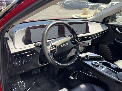 Used 2023 Kia EV6 Wind w/ Wind Technology Package AWD/4WD image 28