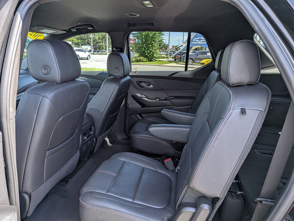 Used 2023 Chevrolet Traverse RS AWD/4WD image 13