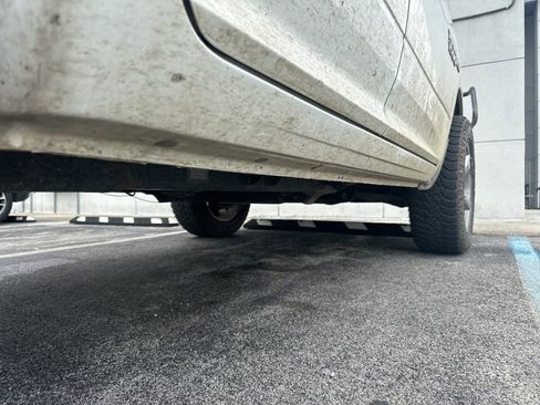 Used 2016 RAM 1500 Classic SLT image 10