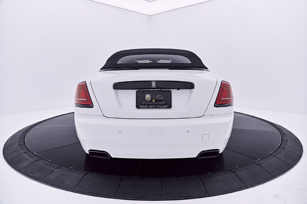 Used 2020 Rolls-Royce Dawn RWD image 15