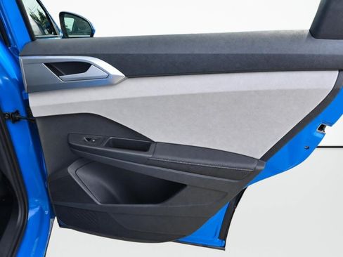 New 2026 Volkswagen Taos SE AWD/4WD image 40