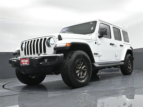 Used 2021 Jeep Wrangler Unlimited Sahara AWD/4WD image 23