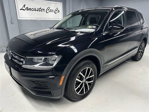 Used 2021 Volkswagen Tiguan SE w/ Panoramic Sunroof Package image 1