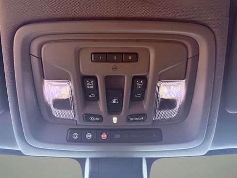 Used 2020 GMC Sierra 1500 Denali w/ Denali Ultimate Package image 17