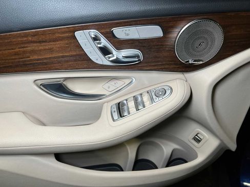 Certified 2021 Mercedes-Benz GLC 300 4MATIC image 22