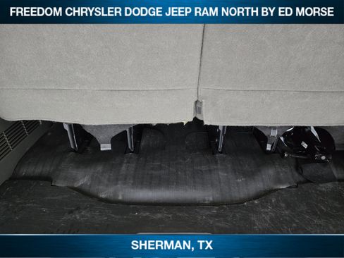 Used 2023 Chevrolet Express 3500 LS image 23