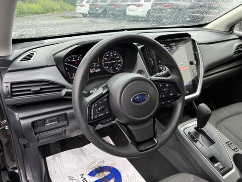 Used 2024 Subaru Crosstrek 2.0i Premium AWD/4WD image 17