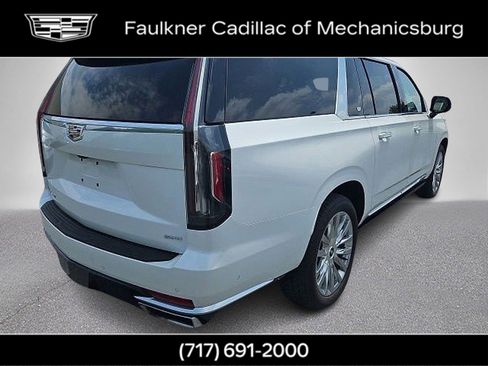 Used 2024 Cadillac Escalade ESV Premium Luxury w/ Performance Package AWD/4WD image 4