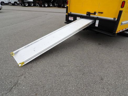 Used 2021 Ford E-350 and Econoline 350 Super Duty RWD image 33