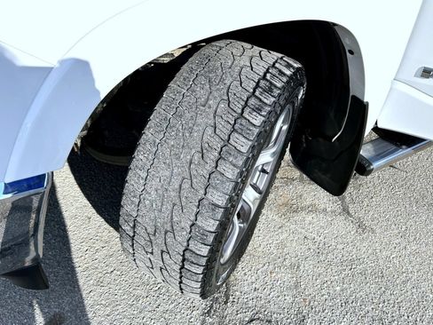 Used 2022 RAM 1500 Laramie AWD/4WD image 23