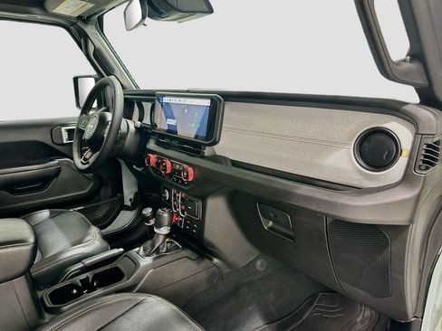 Used 2024 Jeep Wrangler Unlimited Sport AWD/4WD image 28