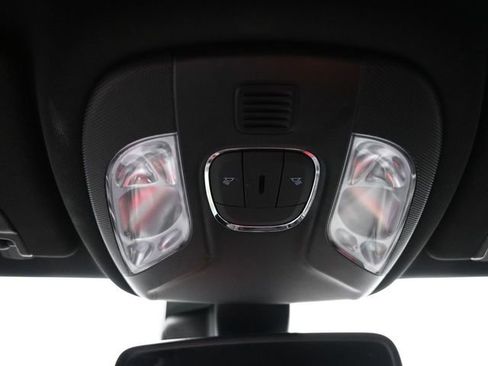 Used 2024 Jeep Compass Limited image 28