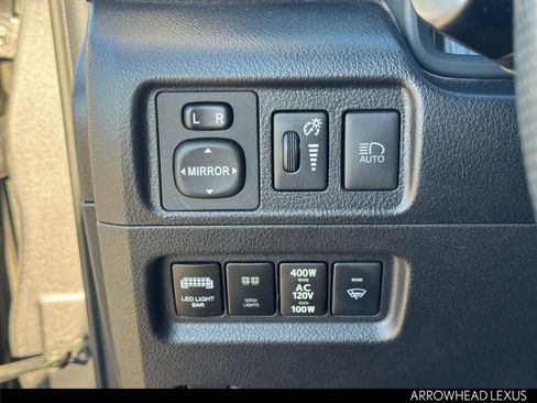 Used 2022 Toyota 4Runner SR5 Premium image 22