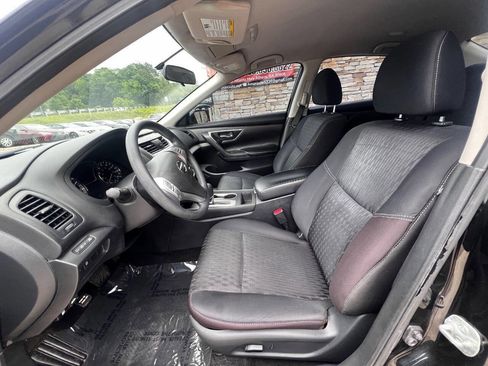 Used 2017 Nissan Altima 2.5 S w/ Power Driver Seat Package FWD image 14
