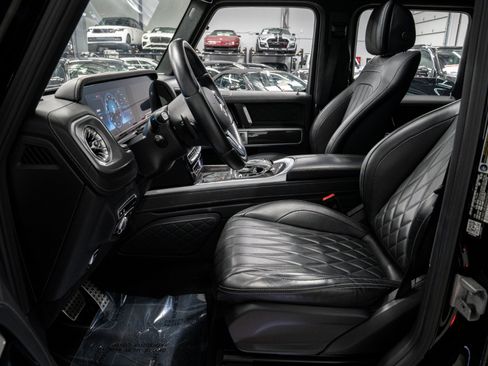 Used 2022 Mercedes-Benz G 550 image 24