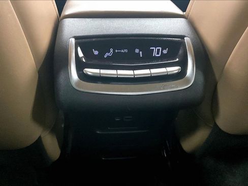Used 2021 Cadillac XT6 Sport w/ Platinum Package AWD/4WD image 25
