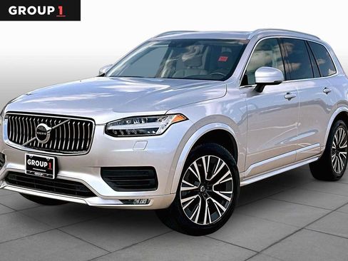 Used 2021 Volvo XC90 T5 Momentum w/ Protection Package Premier FWD image 1