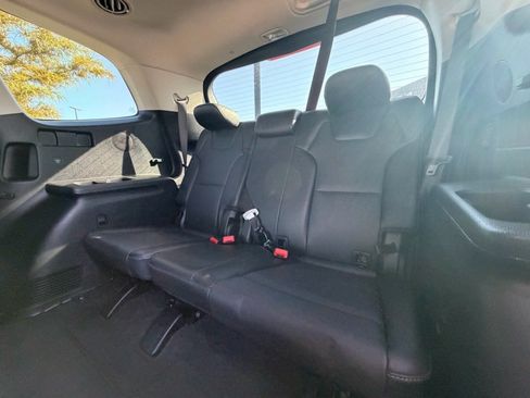 Used 2023 Kia Telluride SX AWD/4WD image 6