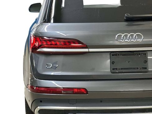 Used 2023 Audi Q7 2.0T Premium Plus w/ Premium Plus Package AWD/4WD image 13