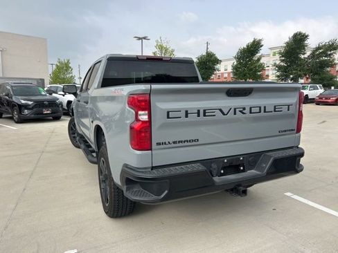 Used 2025 Chevrolet Silverado 1500 Custom Trail Boss w/ Turbomax Blackout Package AWD/4WD image 9
