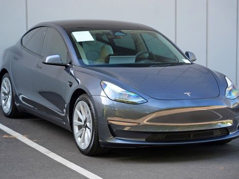 Used 2023 Tesla Model 3 Standard Range RWD image 55