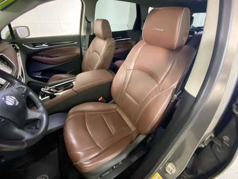 Used 2018 Buick Enclave Avenir w/ Avenir Technology Package image 15